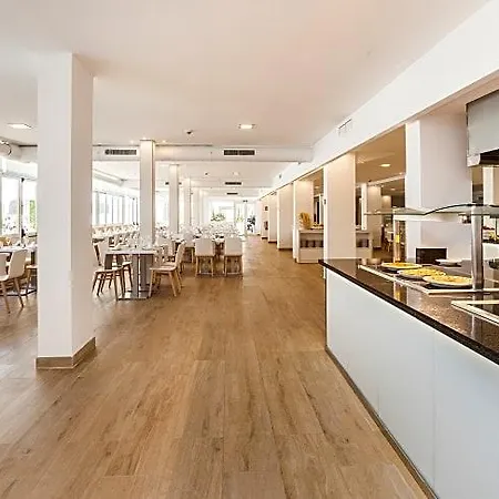Otel Globales Lord Nelson